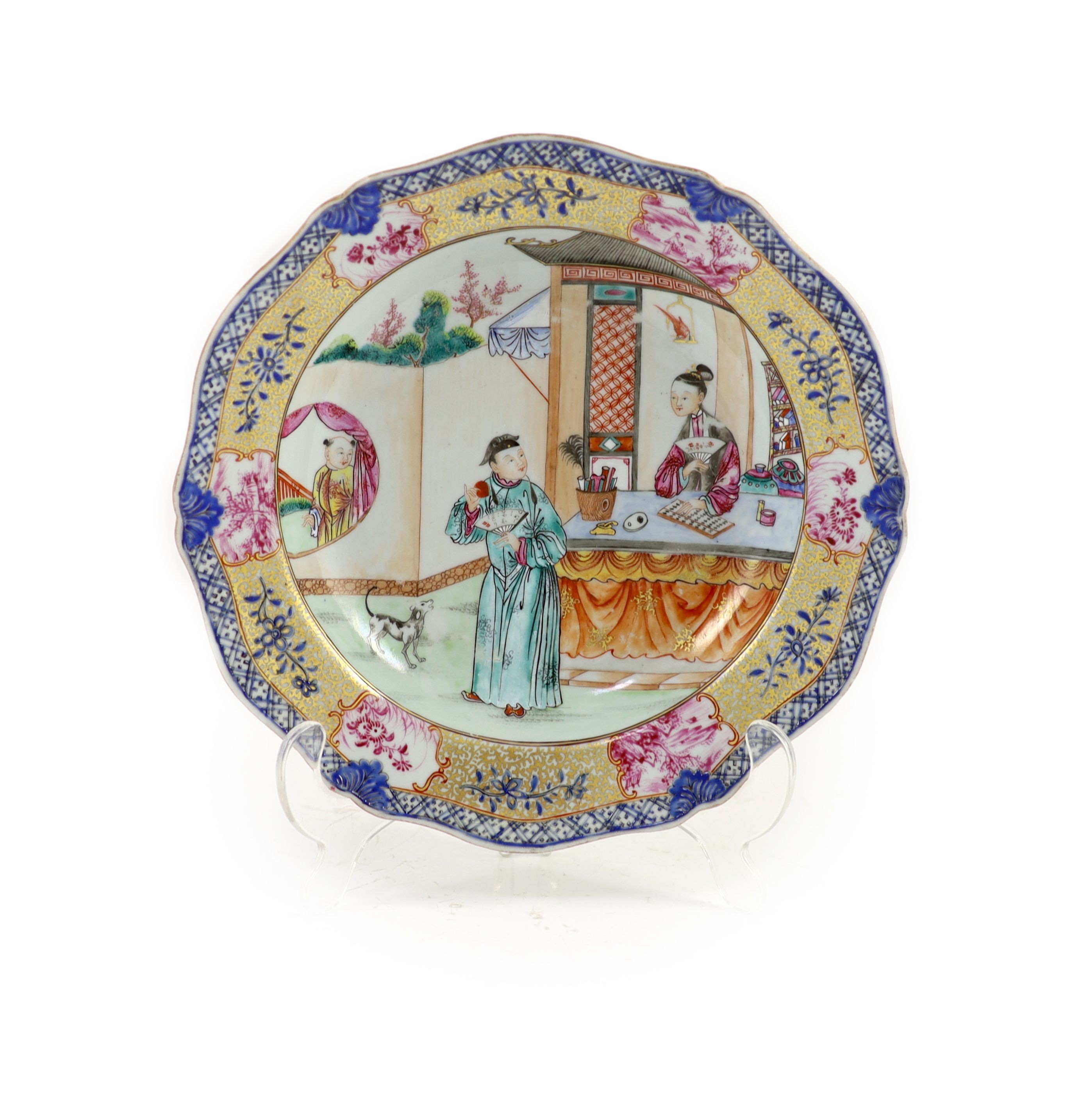 A Chinese export famille rose plate, Qianlong period, 22.5 cm diameter